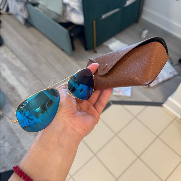 Ray-Ban Gold Frame Sunglasses with Blue Polarized Lenses - Picture 5 of 7